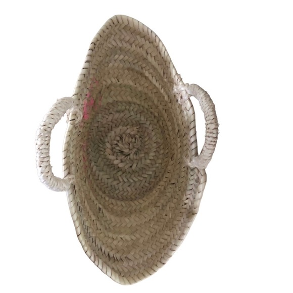 Halloween Trick o Treat Straw Basket Boo
Monogramming in Pink is NEW WITH TAGS - Picture 3 of 3